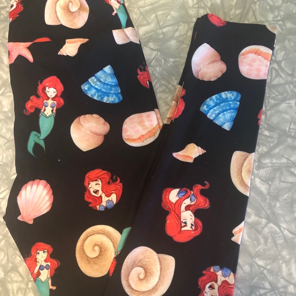 Moody Ariel mermaid leggings